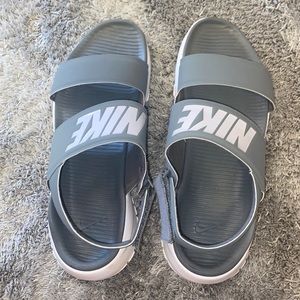 Womens Nike Tanjun Grey Sandals Size 9